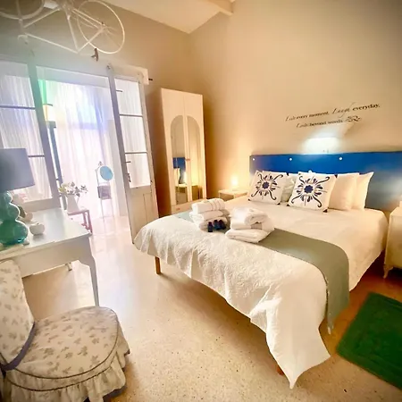 Bed & Breakfast Retro Budget