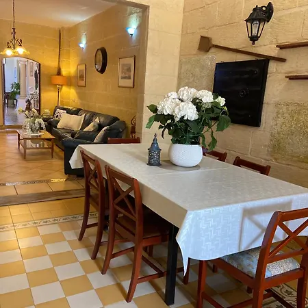 Bed & Breakfast Retro Budget